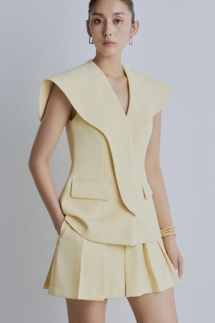Olga Pleated Shorts - Image 3