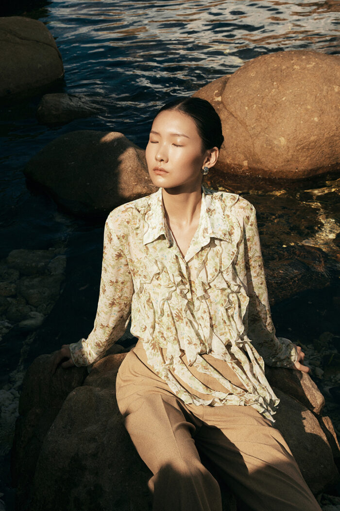Romantic Ruffled Silk-Chiffon Blouse - Image 5