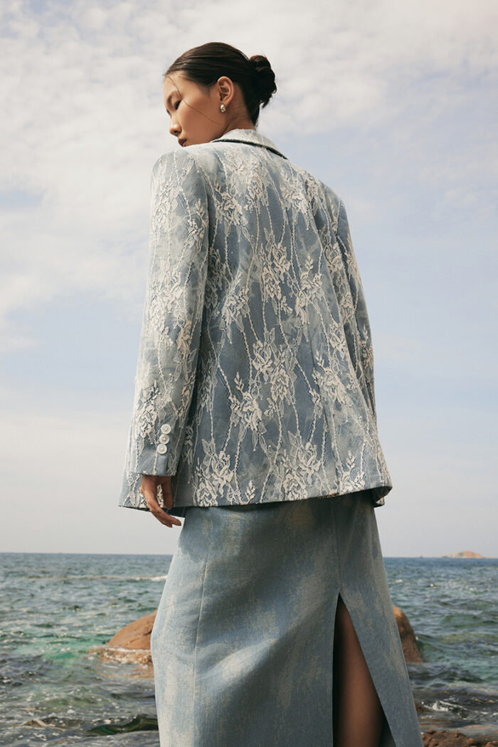 Brezza Single-Breasted Lace And Marble Denim Blazer - Image 4
