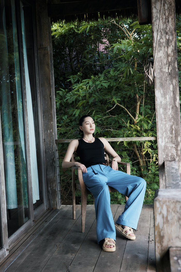Pleated Denim Wide-Leg Pants - Image 3
