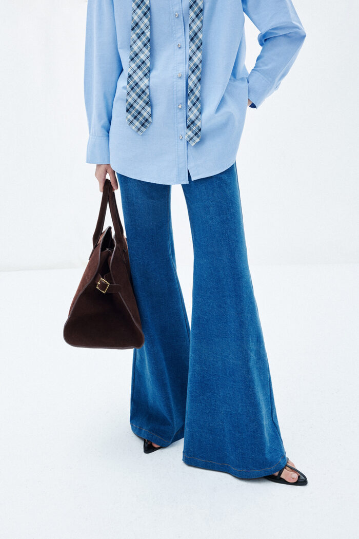 Alina Mid-rise Flared Jeans - Image 2